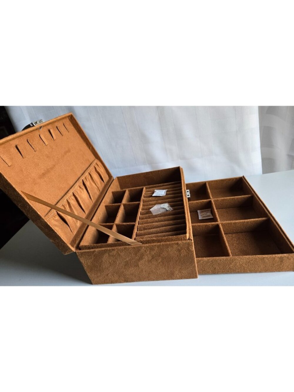 Tan Velvet Jewelry Box Organizer Rings Earrings Necklaces Storage NEW w/Key
